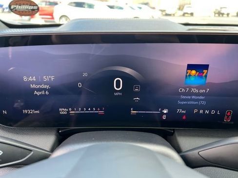 Certified 2025 Buick Enclave Preferred FWD image 29