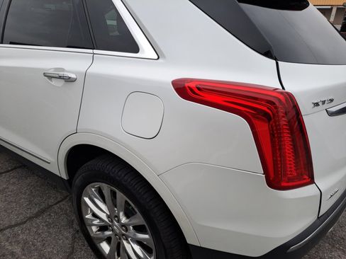 Used 2017 Cadillac XT5 Platinum image 19