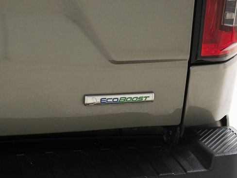 Used 2019 Ford F150 Lariat AWD/4WD image 16