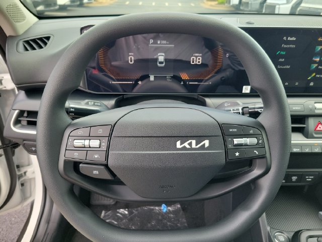 New 2026 Kia K4 FWD image 14