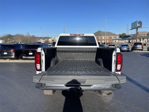 Used 2024 GMC Sierra 2500 SLE w/ SLE Value Package; image 33