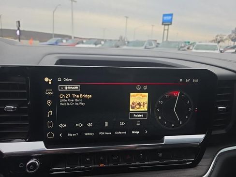 Used 2022 GMC Sierra 1500 SLT w/ SLT Convenience Package image 16