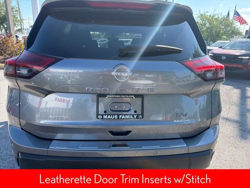 Certified 2024 Nissan Rogue SV w/ SV Premium Package FWD image 5