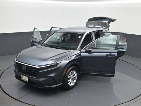 Used 2024 Honda CR-V LX image 31