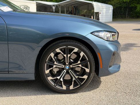 Certified 2025 BMW 330i Sedan RWD image 11