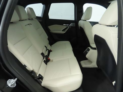 Used 2025 BMW X1 xDrive28i w/ Premium Package image 24