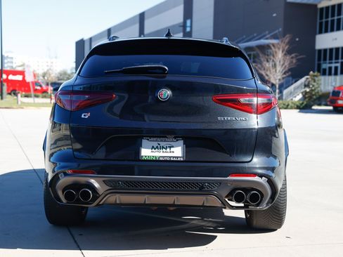 Used 2022 Alfa Romeo Stelvio Quadrifoglio w/ Active Assist Plus Package AWD/4WD image 12