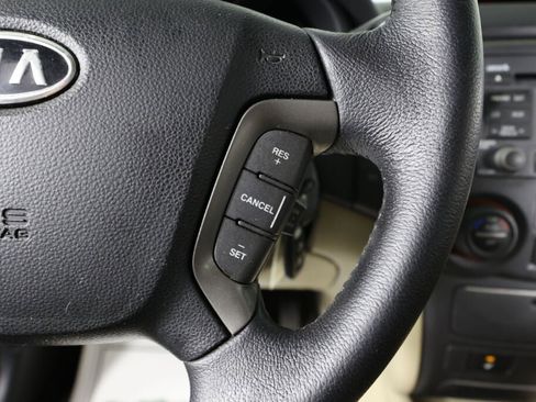 Used 2009 Kia Optima EX w/ Convenience Pkg image 34