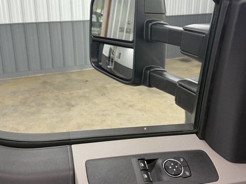 Used 2021 Ford F550 4x4 Regular Cab Super Duty image 37