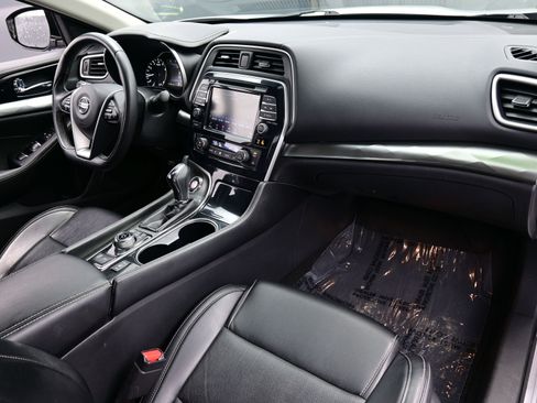 Used 2022 Nissan Maxima SV w/ Floor Mat Group image 15
