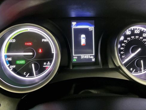 Used 2023 Toyota Camry LE image 24