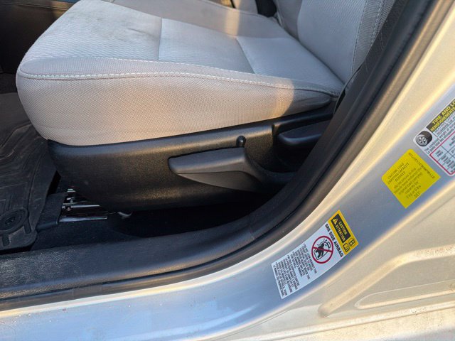Used 2014 Toyota Corolla LE FWD image 40