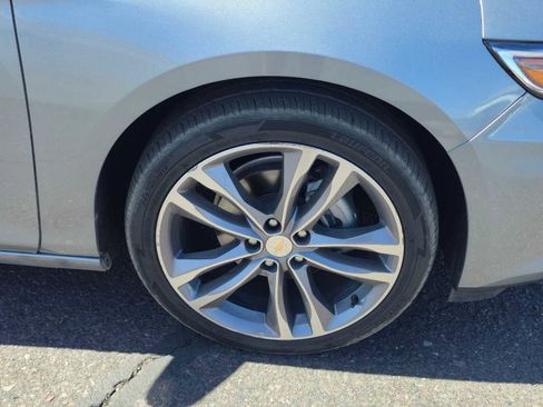 Used 2025 Chevrolet Malibu LT FWD image 10