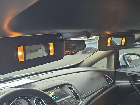 Used 2016 Buick Cascada image 12