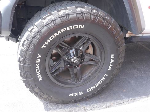 Used 2018 Jeep Wrangler Unlimited Sport S AWD/4WD image 6