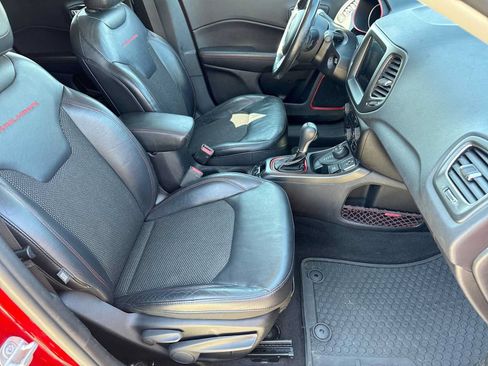 Used 2018 Jeep Compass Trailhawk w/ Cold Weather Group AWD/4WD image 20