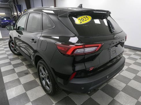 Used 2025 Ford Escape ST-Line Select w/ Tech Pack #1 image 11