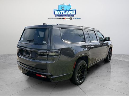 New 2026 Jeep Grand Wagoneer L Limited AWD/4WD image 5