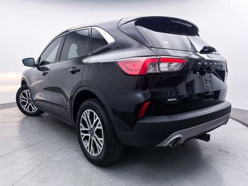 Used 2022 Ford Escape SEL image 2