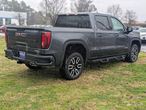 Used 2021 GMC Sierra 1500 AT4 image 4