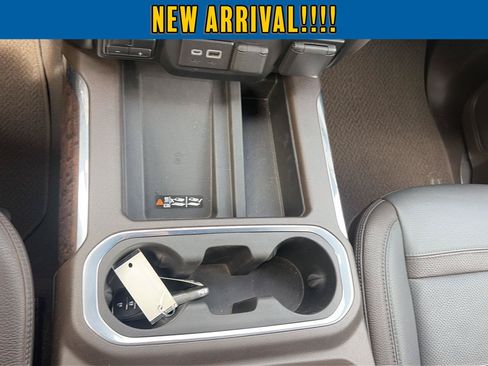Used 2022 GMC Sierra 2500 Denali AWD/4WD image 23