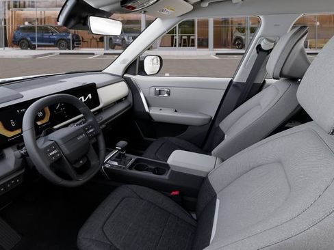 New 2027 Kia Seltos S FWD image 17