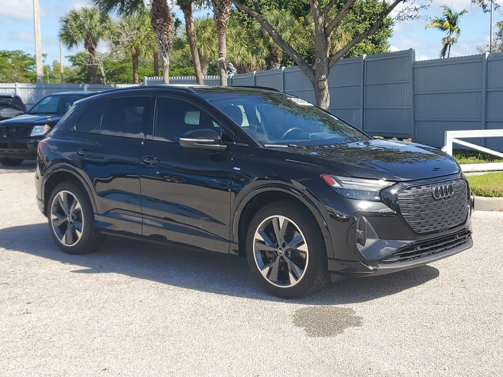 Certified 2023 Audi Q4 e-tron Prestige AWD/4WD image 2