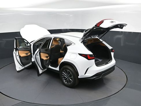 New 2026 Lexus NX 350 AWD image 2