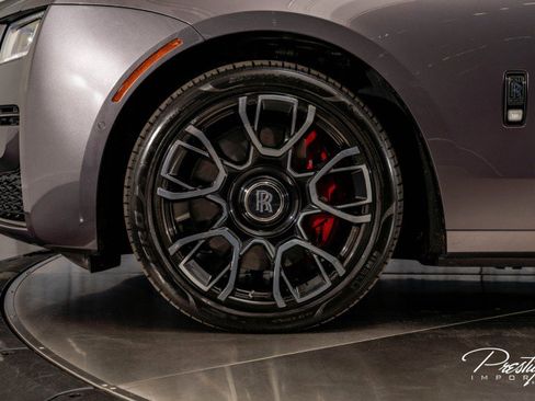 Used 2022 Rolls-Royce Ghost Black Badge image 12