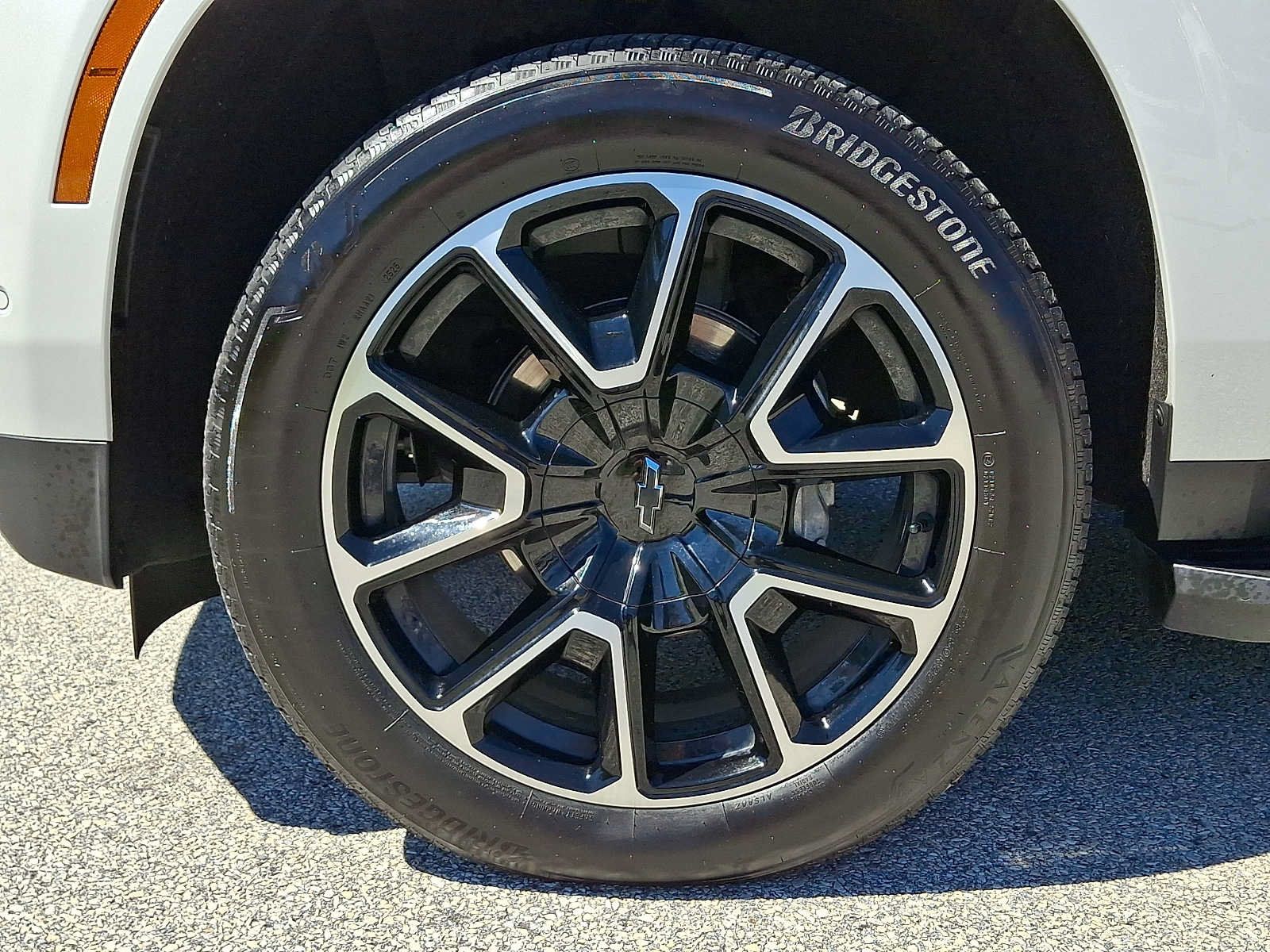 Used 2025 Chevrolet Suburban RST AWD/4WD image 10