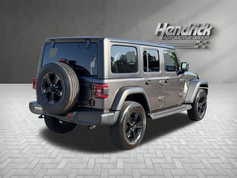 Used 2022 Jeep Wrangler Unlimited Sport AWD/4WD image 9