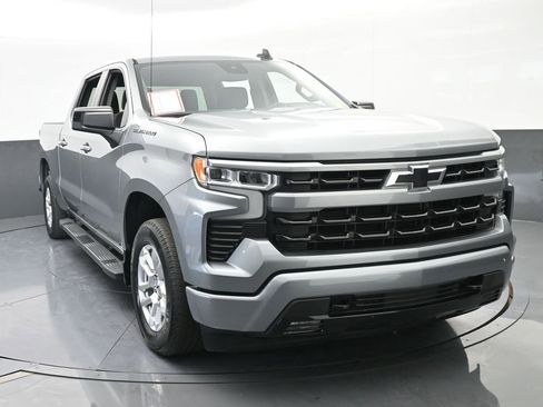 Used 2023 Chevrolet Silverado 1500 RST image 9