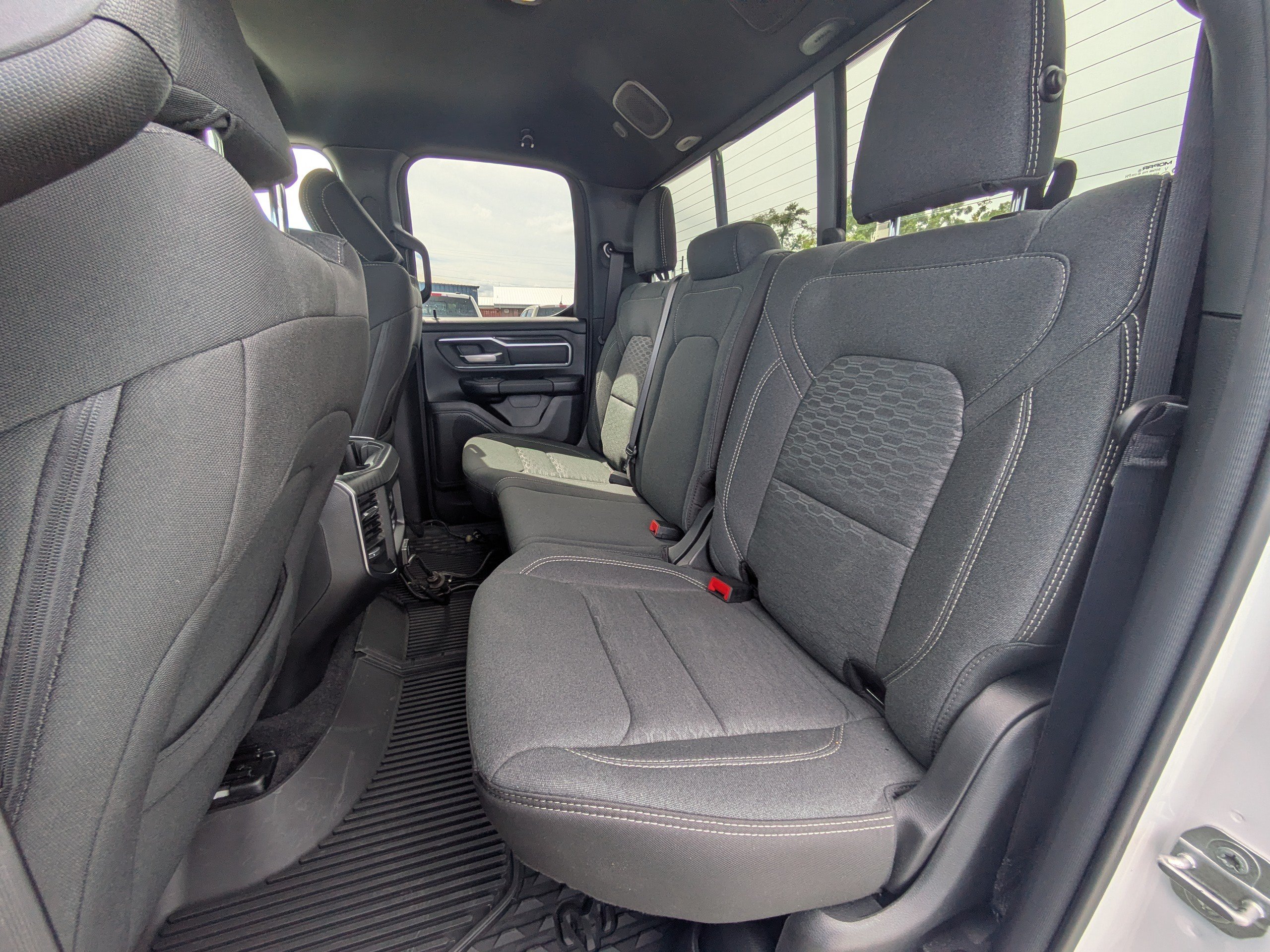 Used 2025 RAM 1500 Big Horn AWD/4WD image 14
