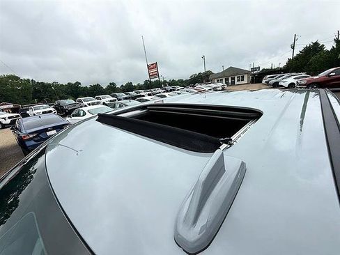 Used 2025 GMC Sierra 1500 Denali w/ Technology Package AWD/4WD image 61