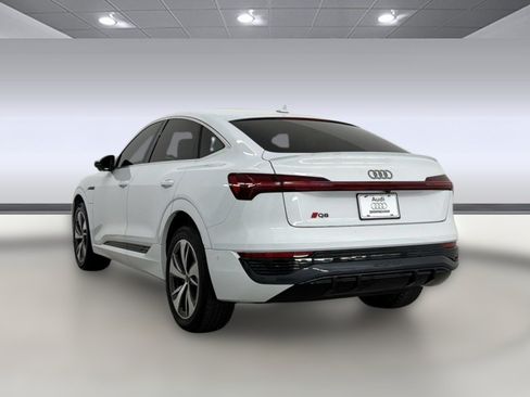 Used 2024 Audi Q8 e-tron Premium Plus w/ Premium Plus Package AWD/4WD image 3