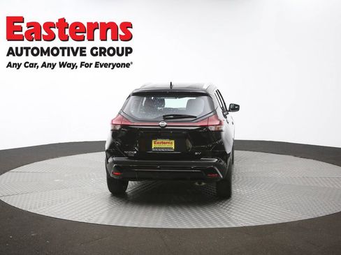 Used 2023 Nissan Kicks SV FWD image 36