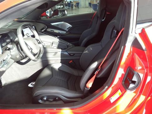 Used 2023 Chevrolet Corvette Z06 w/ Z07 Performance Package RWD image 11