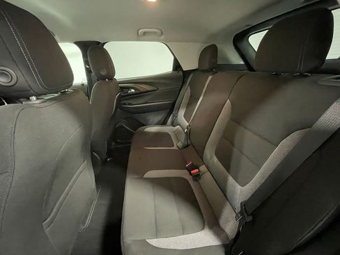 Used 2025 Chevrolet TrailBlazer LT w/ LT Cold Weather Package image 21