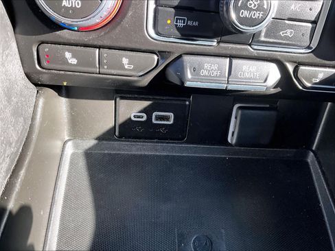 Used 2024 Chevrolet Tahoe LT image 26