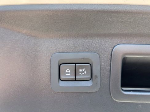 Certified 2024 MAZDA CX-90 Plug-In Hybrid w/ Preferred image 31