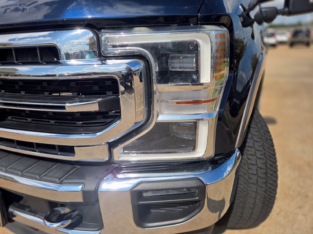 Used 2022 Ford F350 Lariat w/ Lariat Ultimate Package AWD/4WD image 32