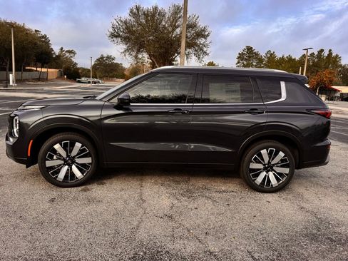 New 2026 Mitsubishi Outlander SEL FWD image 4