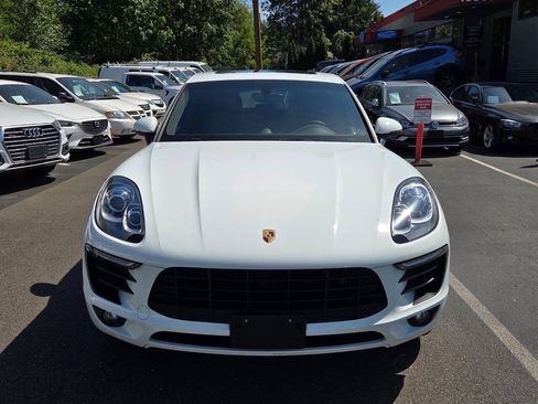 Used 2016 Porsche Macan S w/ Infotainment Package AWD/4WD image 2
