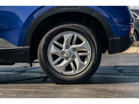 Used 2024 Hyundai Venue SE image 5