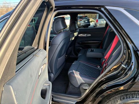 Used 2025 Genesis GV70 3.5T Sport w/ Sport Prestige Package image 23