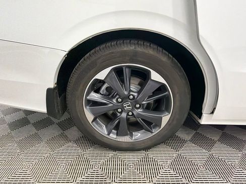 Used 2022 Honda Odyssey Elite image 18