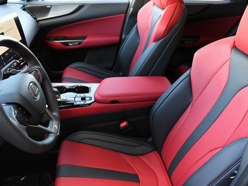 Used 2026 Lexus NX 350 F Sport image 9