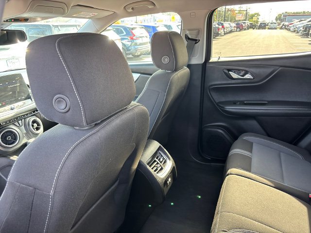 Used 2024 Chevrolet Blazer LT w/ Convenience Package FWD image 9