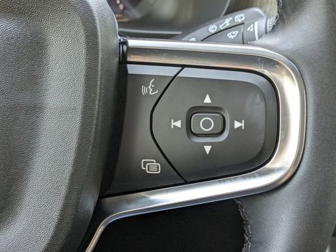 New 2026 Volvo XC40 B4 Plus w/ Protection Package Premier FWD image 28
