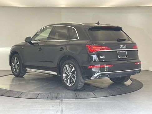 Certified 2023 Audi Q5 2.0T Premium w/ Convenience Package AWD/4WD image 3